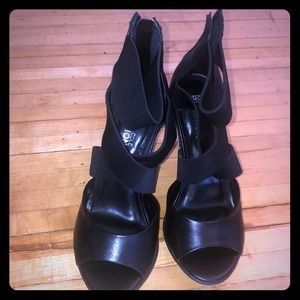 Kenneth Cole shoes brand new never worn no box